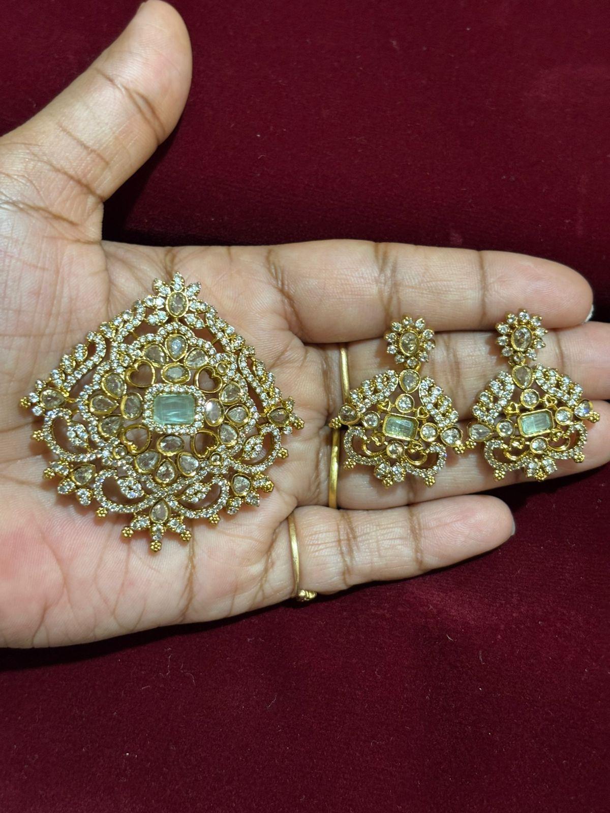 Victorian Heavy Pendants with Earrings