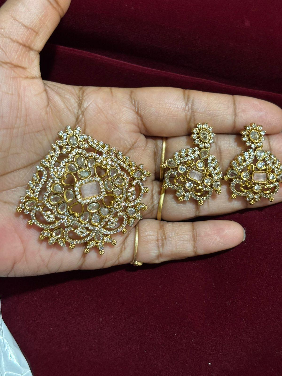 Victorian Heavy Pendants with Earrings