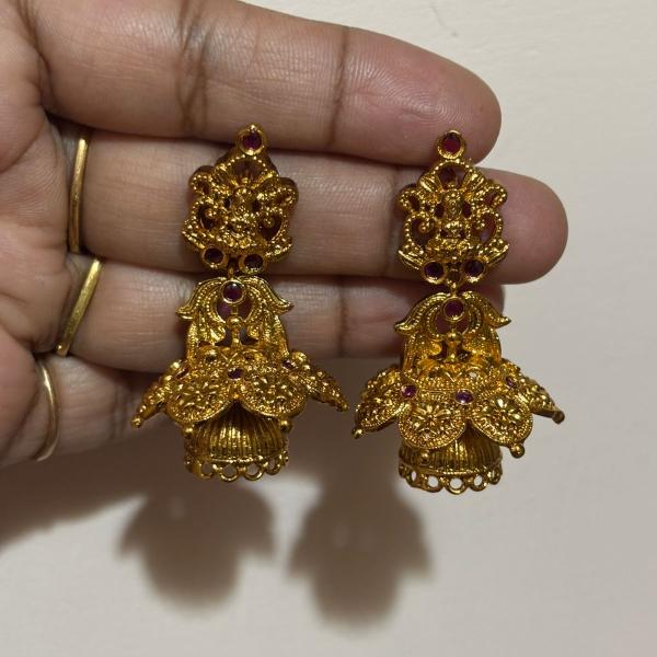 Matt Finish Lakshmi Kasu earrings with double butta
