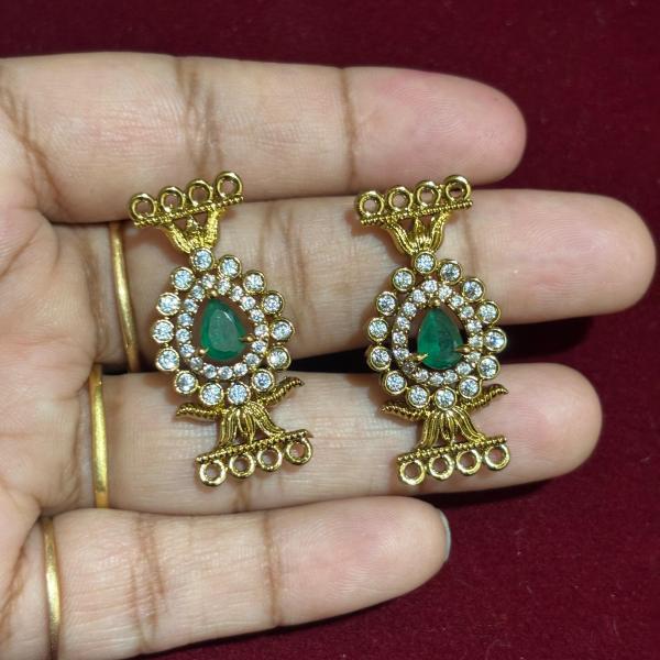 Victorian Side Pendants ,Set of Pair, Colours available