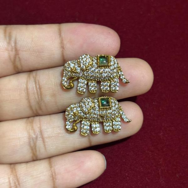 Elephants Small Side Pendants, set 1 pair