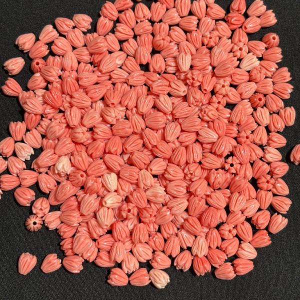 Coral Replica Synthetic Beads, Tulip Shape, 8x7mm, Peach, Pack Of 20 Pcs