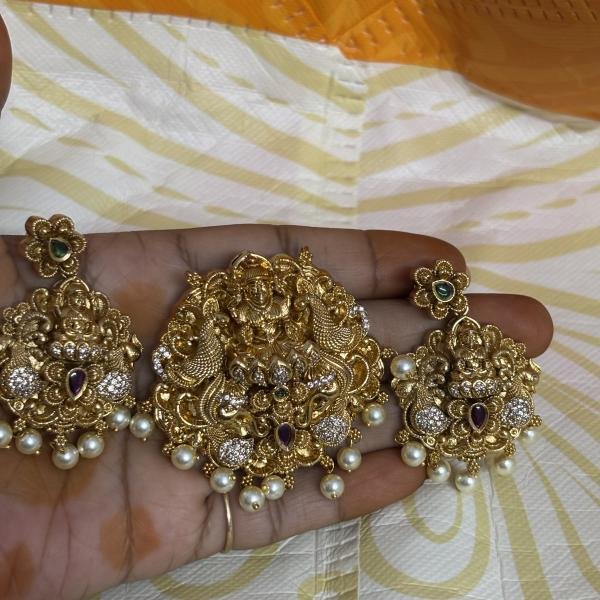 Premium Nakshi Finish Lakshmi Devi Pendant with Earings