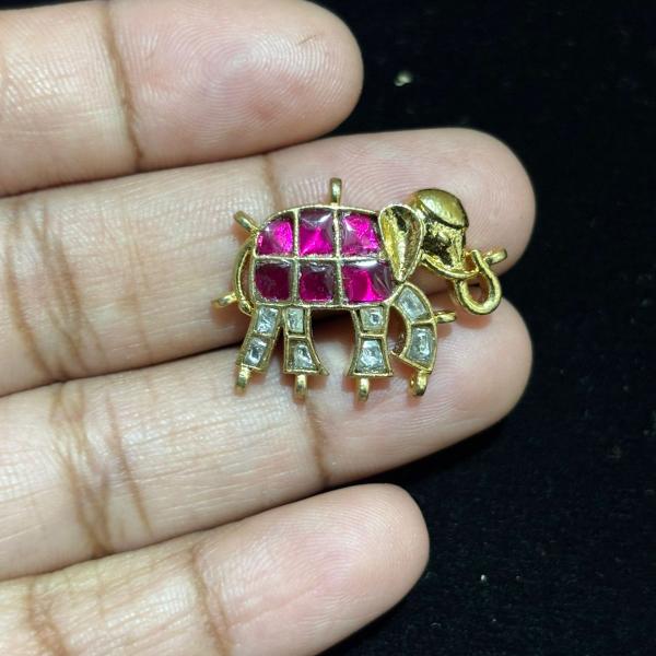 Jadav Elephant Pendant
