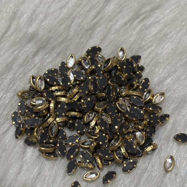 Kundhan Stone Glass White Eye - 3x6M