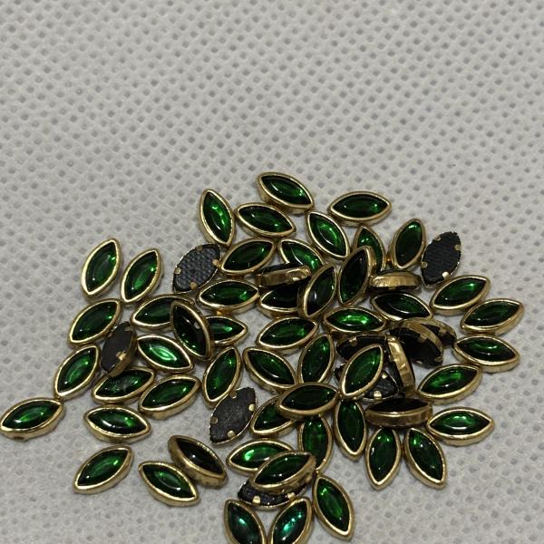 Kundhan Stone Glass Green Eye - 4x8M