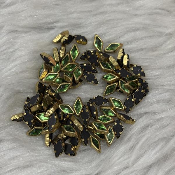 Kundhan Stone Green Diamond - 8 x 4mm