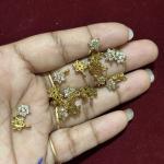 7Stone Small Flower Charms, sold by 1 pc