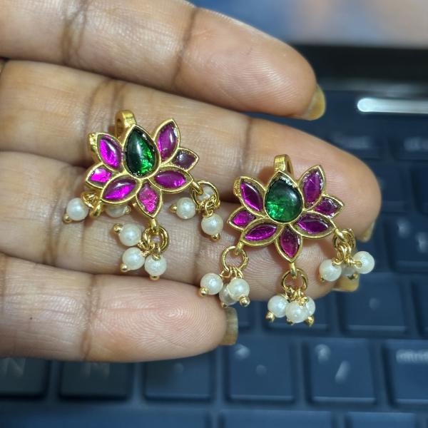 Jadav Kundan Lotus Bugadi , set of pair