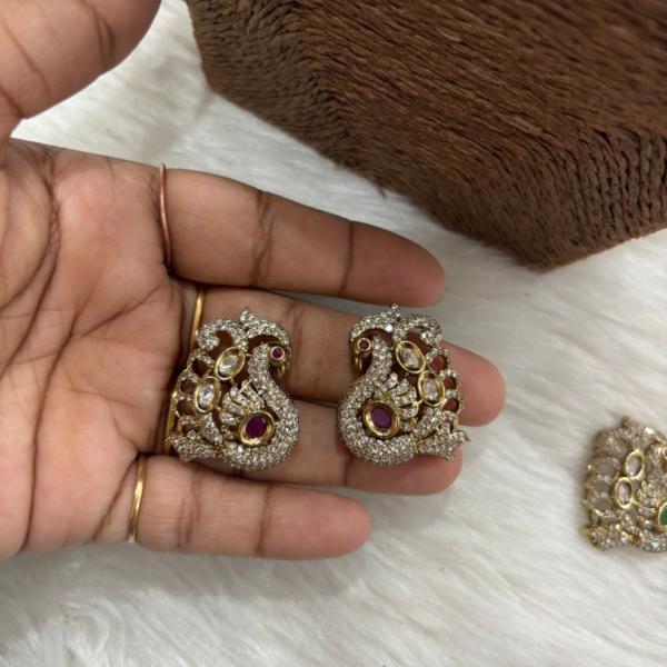 Heavy Victorian Peocock Side Brochures set 1 pair ( Green and Pink colours available)